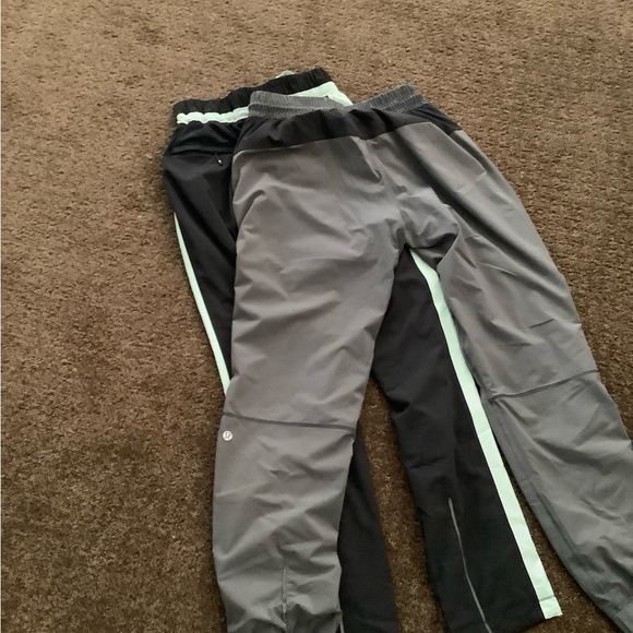 3 lululemom pants in excellent condition - Picture 3 of 8
